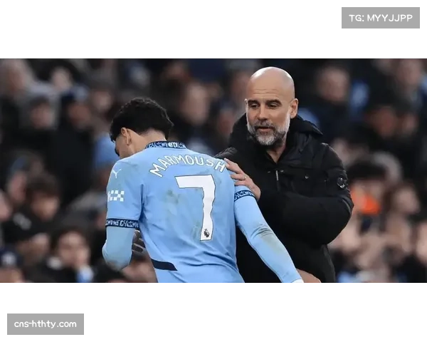 “曼城迎战狼队，瓜迪奥拉变阵马尔穆什首发”